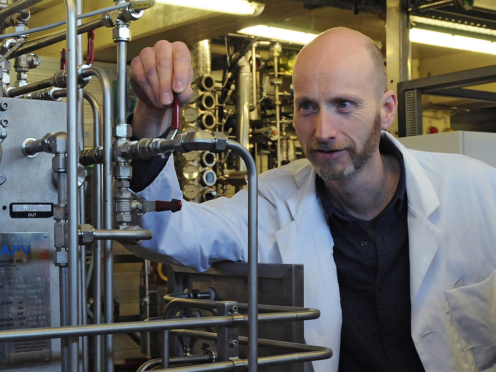 Prof. Jan Schneider von der TH OWL