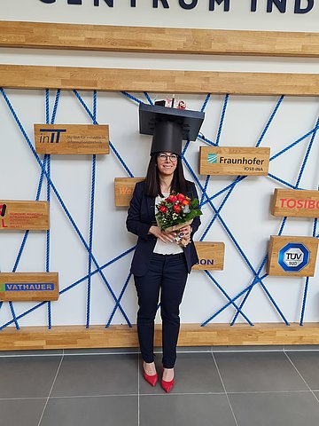 Sahar Deppe freut sich über den Doktorgrad.