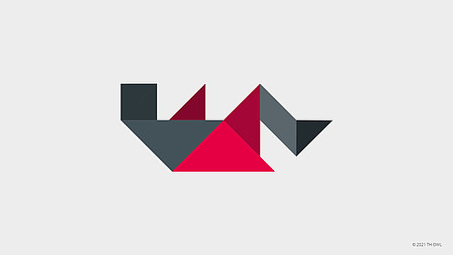 Auf dem Rücken liegende, Sport machende Figur, die sich aus den mehrfarbigen geometrischen Formen des Tangrams zusammensetzt Auf dem Rücken liegende, Sport machende Figur, die sich aus den mehrfarbigen geometrischen Formen des Tangrams zusammensetzt