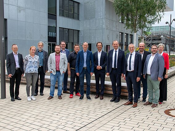 Vertreter:innen der Hochschule Coburg, IHK zu Coburg, IHK OWL und TH OWL