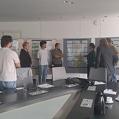 Bild der Studierenden bei der Präsentation im Umweltministerium 