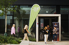 Die Herstellung von Lebensmittel in der Zukunft konnten sich Besucher:innen in Lemgo in der FutureFoodFactory anschauen und sprichwörtlich auf den Geschmack kommen.