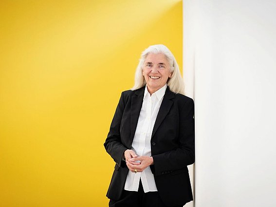 Kultur- und Wissenschaftsministerin Isabel Pfeiffer-Poensgen ruft Studierende auf sich impfen zu lassen