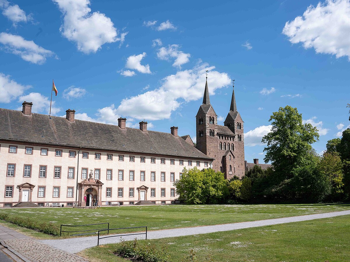 Bei schönstem Sonnenschein lud die TH OWL am Nachmittag in das Schloss Corvey zur Verleihung der Sustainability Awards ein.