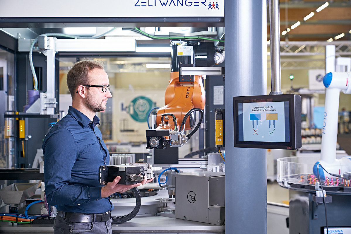 Der VDMA IAS OPC UA Demonstrator in der SmartFactoryOWL