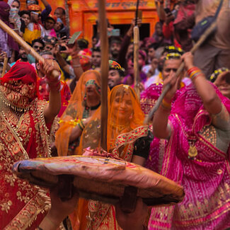 Holi: Clean Skin! (India)