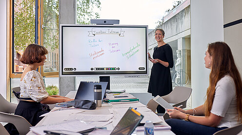 Zu unseren Veranstaltungen, Formularen, Services