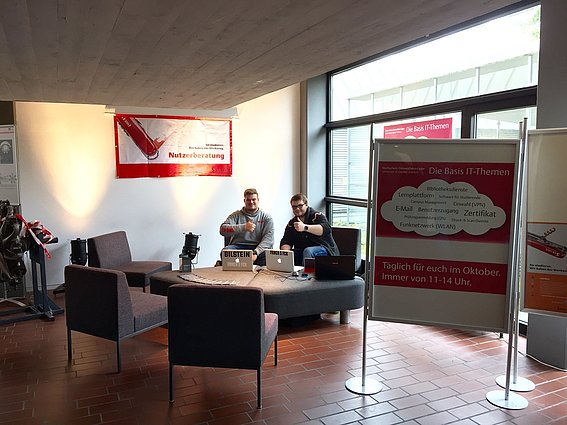 Informationsstand am Standort Lemgo