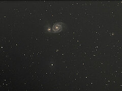 M51: Datum 14. 03. 2008, SBIG-ST10XE, L 10 x 120s, R 6 x 120s, G 6 x 120s, B 6 x 120s, Dark und Flat in Regim, Photoshop CS2, Autoguiding mit ST4 an Pentax SDHF 75