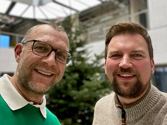 Nachhaltigkeits-Manager der TH OWL: Dr. Christoph Harrach und Christian Einsiedel