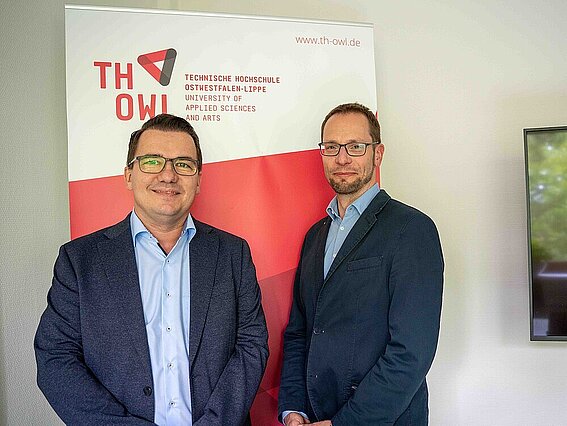 Foto Prof. Dr. Jan Visscher (r) und Prof. Dr. Daniel Materna
