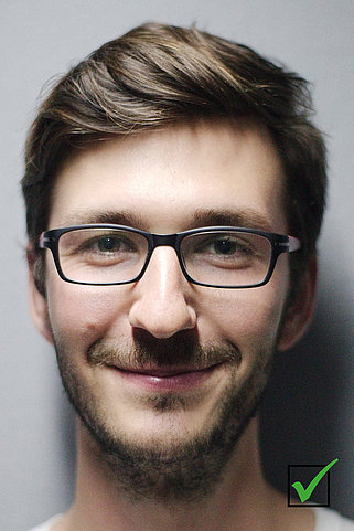 Abb. 1: Gut, Brille verdeckt nicht die Augen
