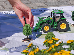  Sustainable landscape planning you can touch.