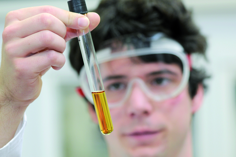 TH OWL Neuer Fernstudiengang Bachelor Chemie startet